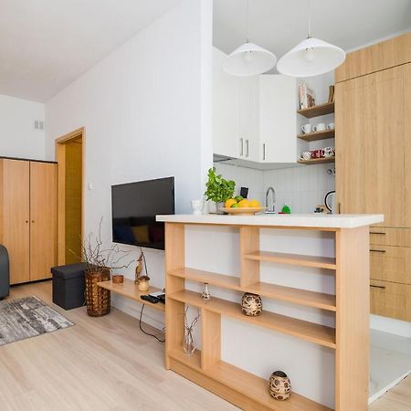 Shortstaypoland Plac Dabrowskiego B140 Warsaw Exterior photo